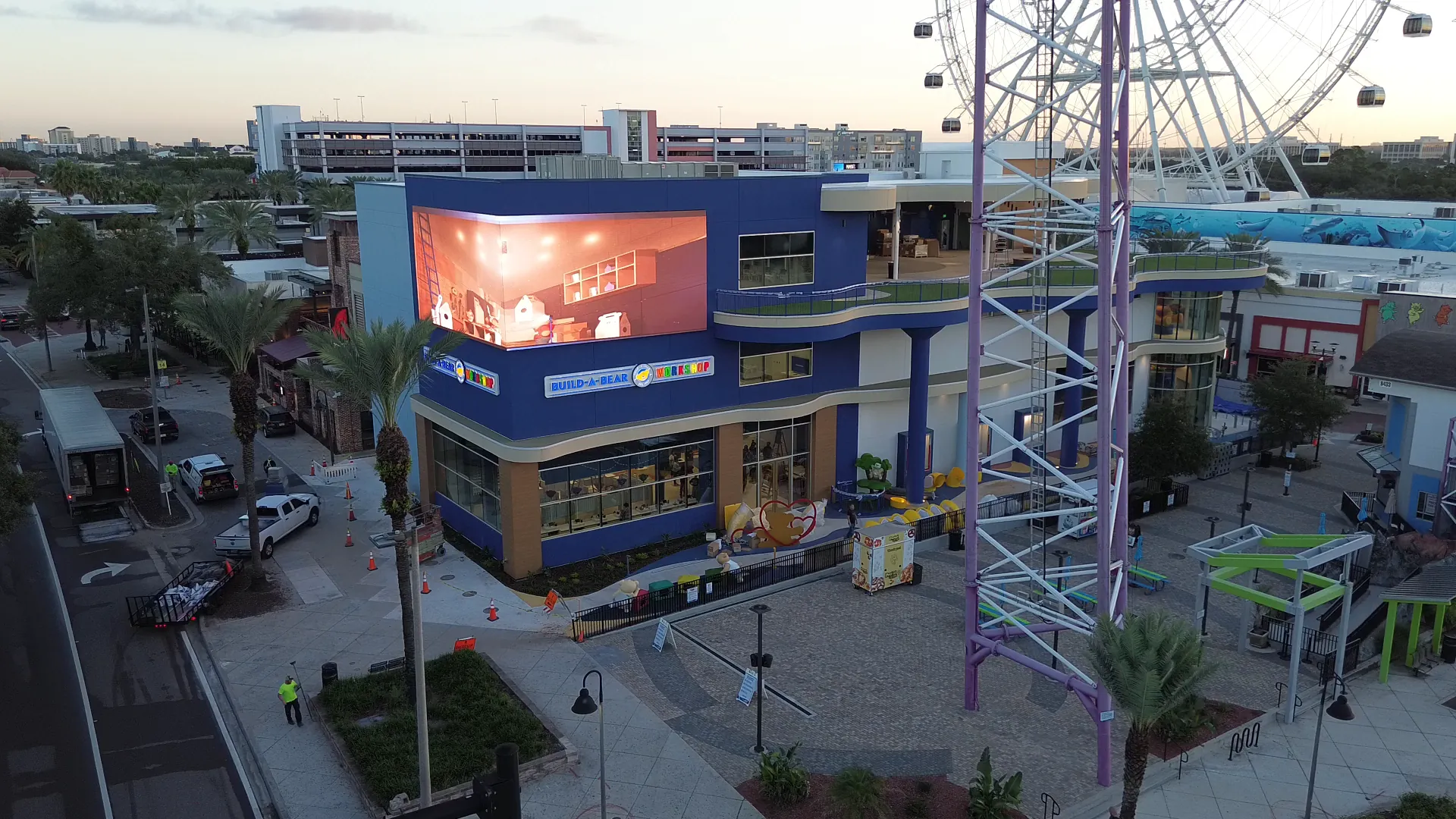 Build-A-Bear Workshop, Orlando: From above, beside the big wheel